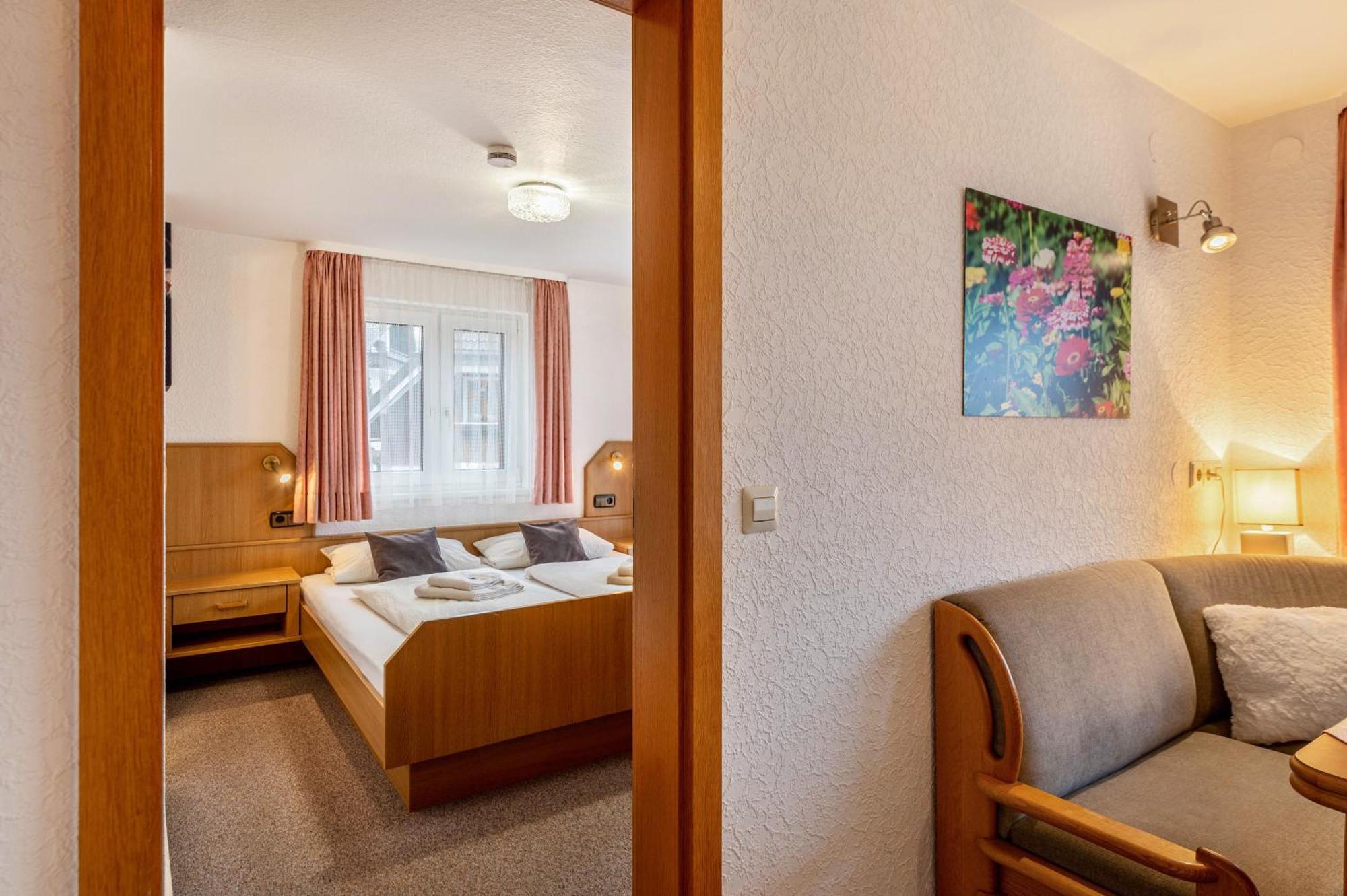 Gaestehaus Kunkelmann Mit Sauna Höchenschwand Buitenkant foto